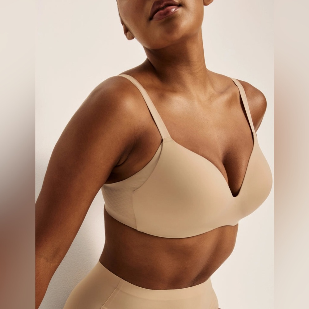 NWT Knix WingWoman Contour Bra Body Shaping Lightweight Comfortable Intimates